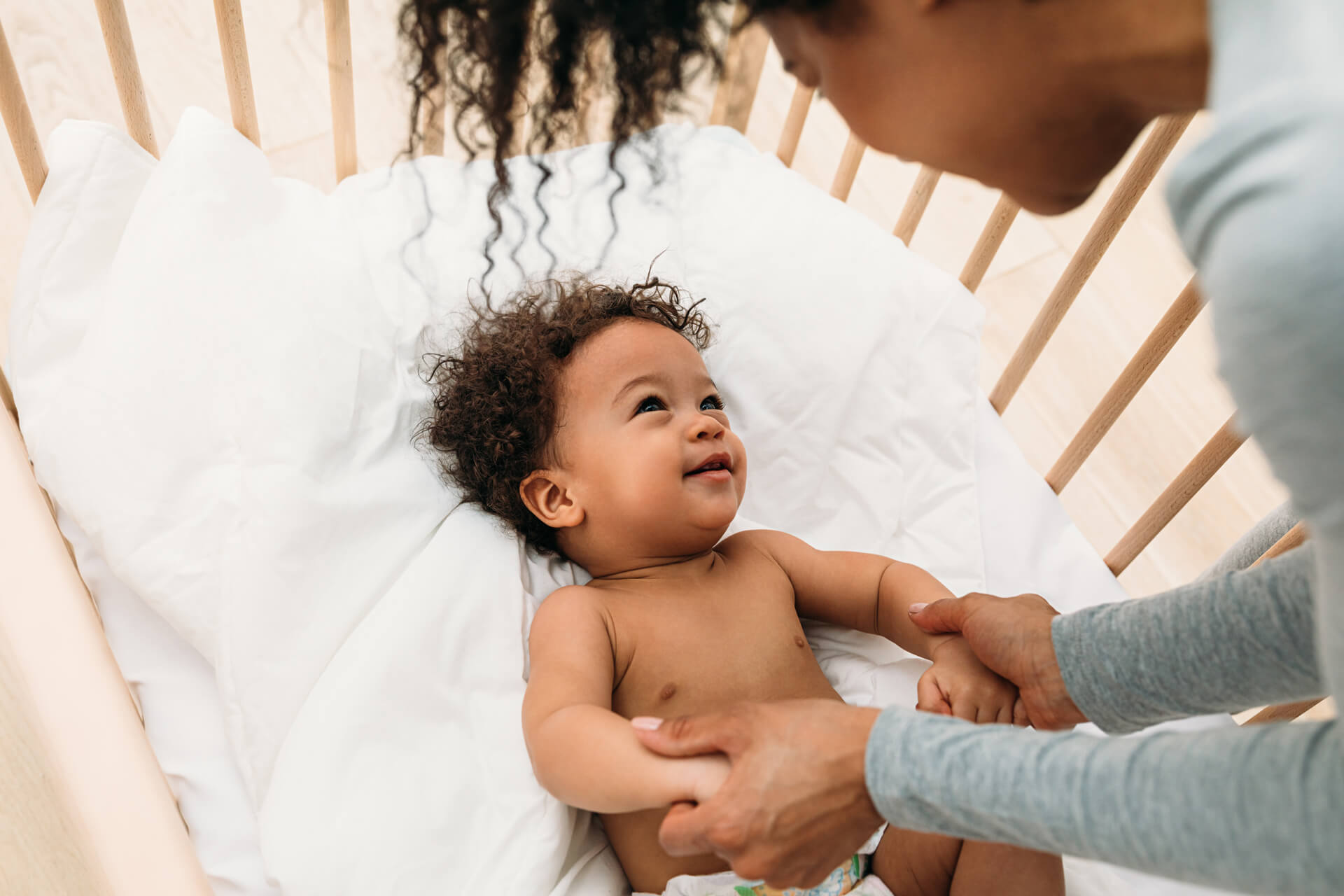 Sala cuna para cuidar bebés y niños